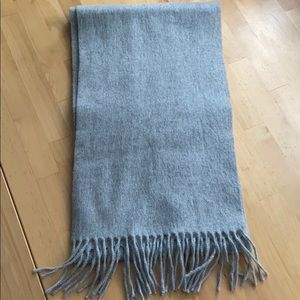 Uniqlo Cashmere Scarf